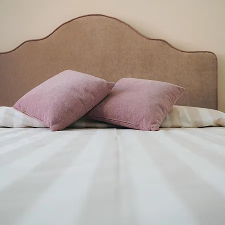 Mamma Lolita Bed & Breakfast 4*